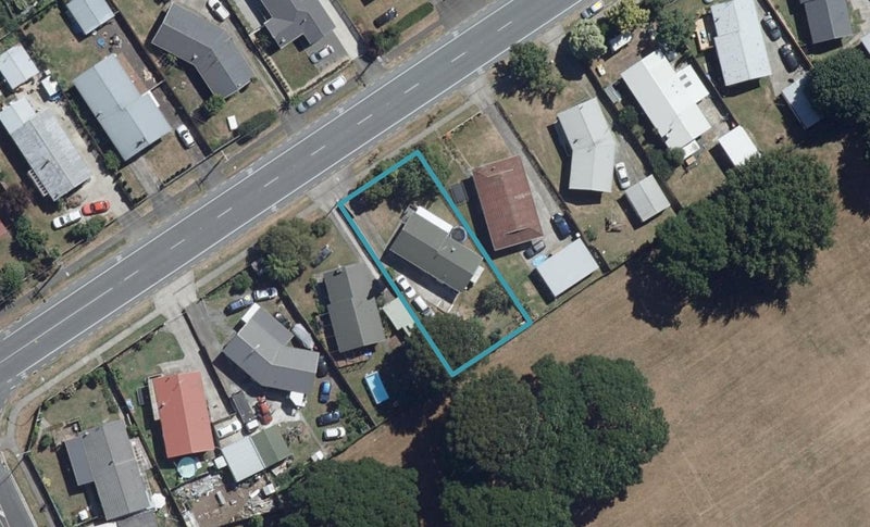 111 Collins Road, Melville, Hamilton - Carousel 1