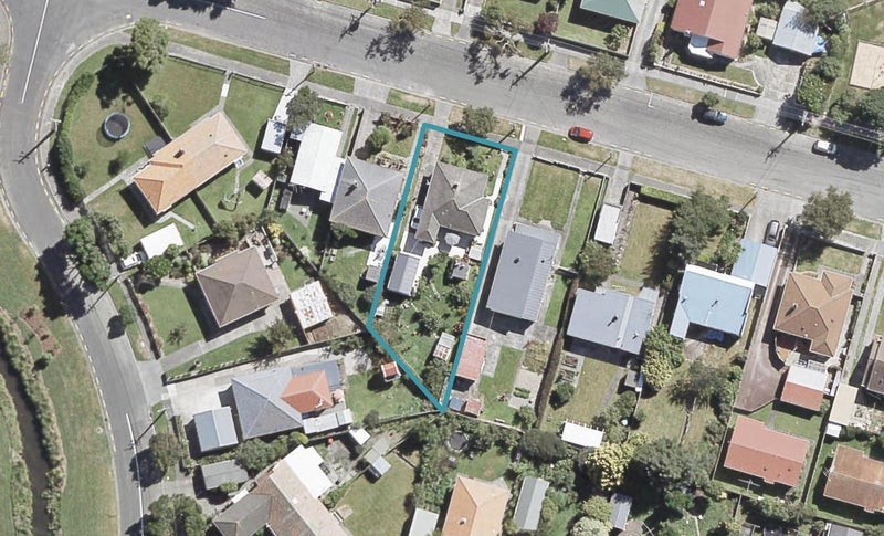 181 Whites Line, WAIWHETU, LOWER HUTT - Carousel 1
