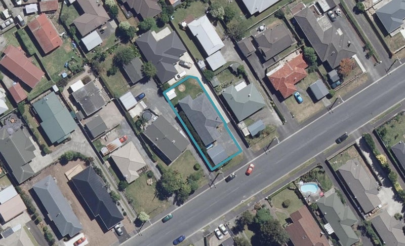 63 Enderley Avenue, Enderley, Hamilton - Carousel 1