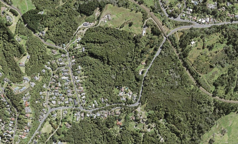 1231 Scenic Drive, SWANSON, AUCKLAND - Carousel 1