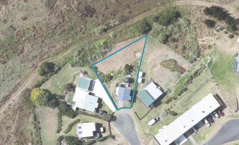 4 Haku Crescent, Māhia - Carousel 1