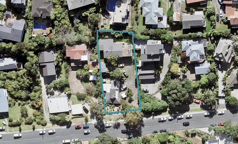 1/15 Valley Road, Browns Bay, Auckland - Carousel 1