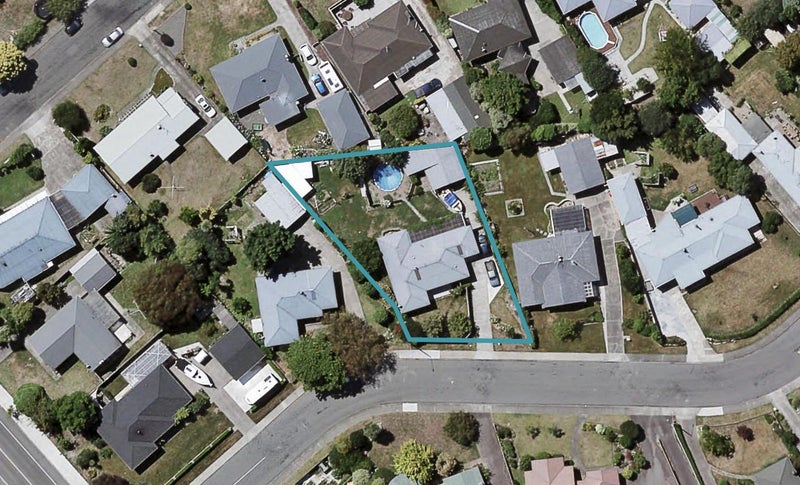 704 Maxville Drive, Parkvale, Hastings - Carousel 1