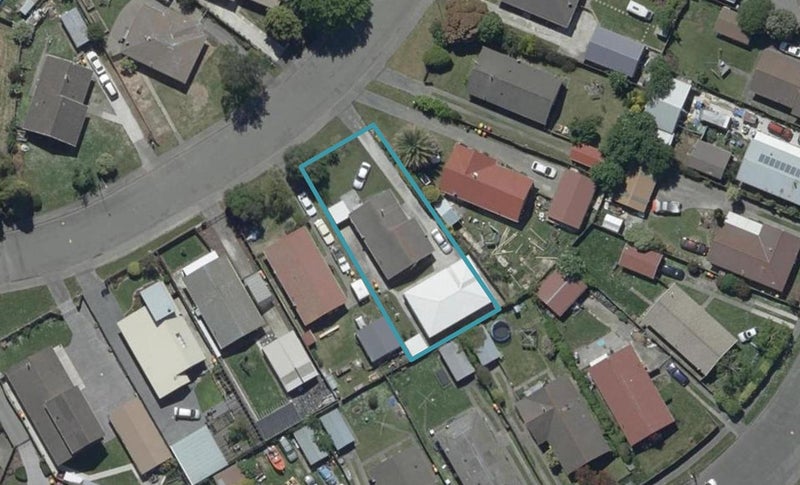31 Malabar Crescent, Broomfield, Christchurch - Carousel 1
