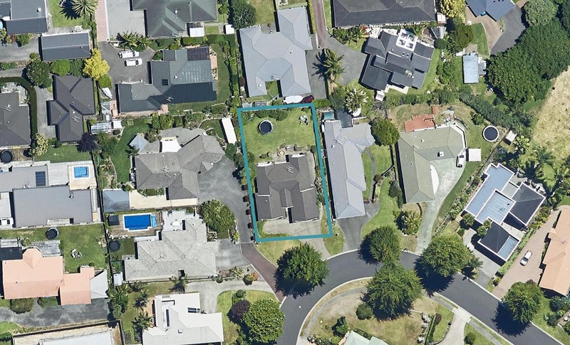 18 Harlech Glen, Bethlehem, Tauranga - Carousel 1