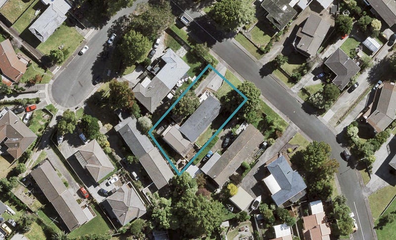 22 Longreach Drive, Sunnyvale, Auckland - Carousel 1
