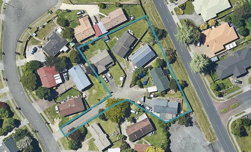 7 Bronte Place, Owhata, Rotorua - Carousel 1