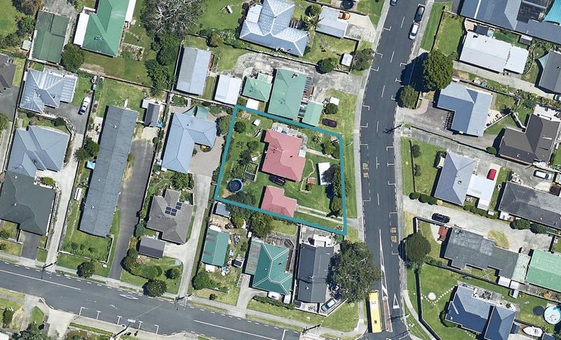 34 Queen Road, Bellevue, Tauranga - Carousel 1
