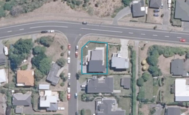 1 Te Hepera Street, Waipahihi, Taupo - Carousel 1