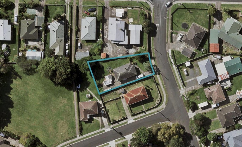 3 Awatere Street, Clover Park, Auckland - Carousel 1