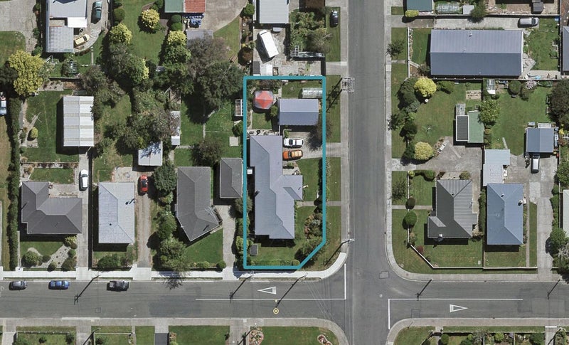 24 Holloway Street, Waikiwi, Invercargill - Carousel 1