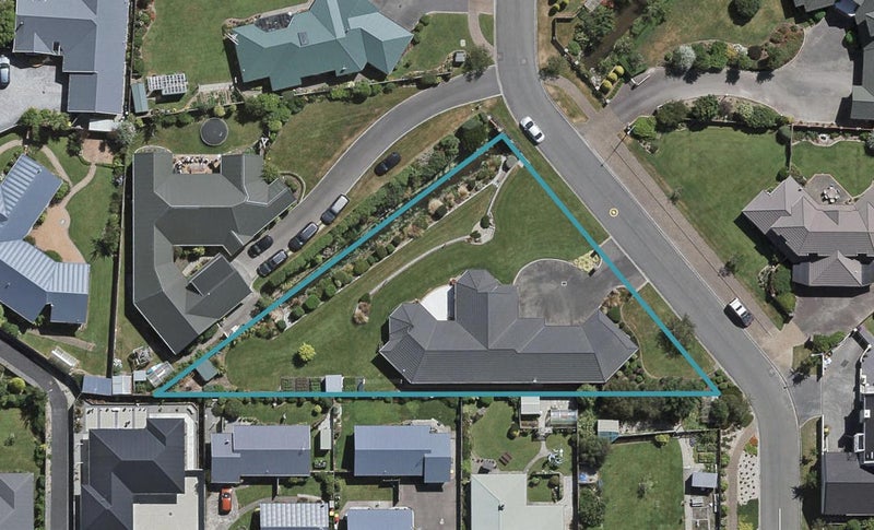 11 Glenroy Park Drive, Waikiwi, Invercargill - Carousel 1