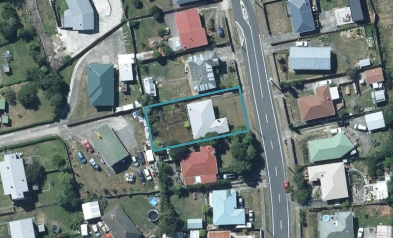 97 Driver Crescent, Cannons Creek, Porirua - Carousel 1