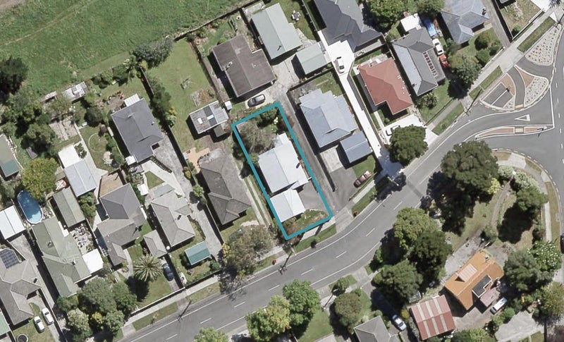 14 Seddon Street, Wallaceville, Upper Hutt - Carousel 1