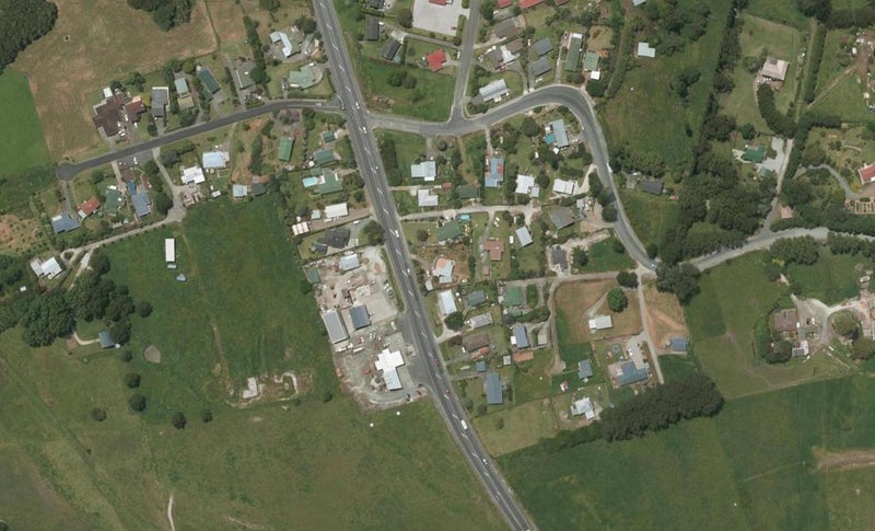 1840 State Highway 1, Kaiwaka - Carousel 1