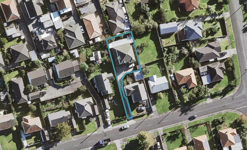 1/41 Parkinson Avenue, Owairaka, Auckland - Carousel 1
