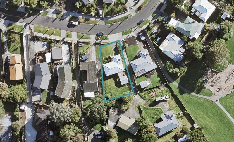 81 Methuen Road, New Windsor, Auckland - Carousel 1