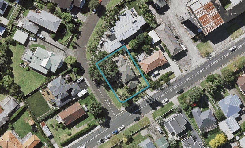 1 Ander Place, Takapuna, Auckland - Carousel 1