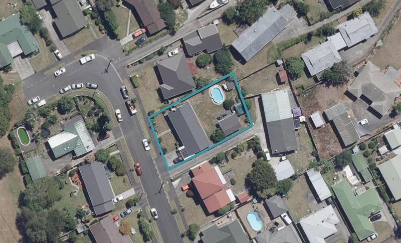 46 Regent Street, Silverdale, Hamilton - Carousel 1