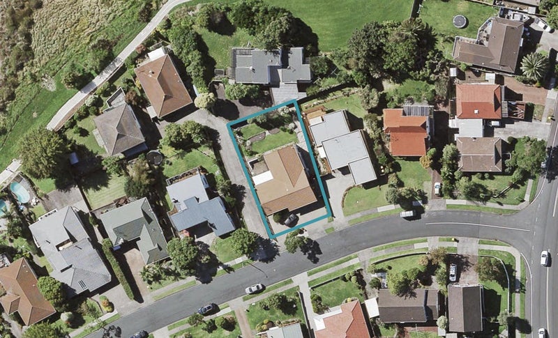 56 Galloway Crescent, Farm Cove, Auckland - Carousel 1