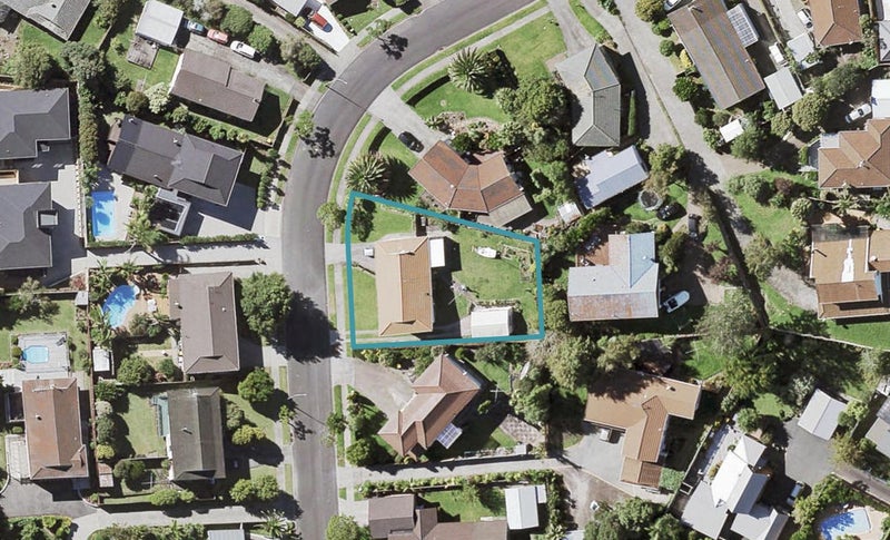 17 Jandell Crescent, Bucklands Beach, Auckland - Carousel 1