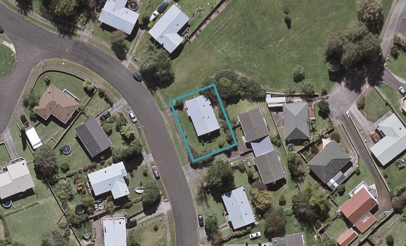 17 Tavistock Street, Westown, New Plymouth - Carousel 1