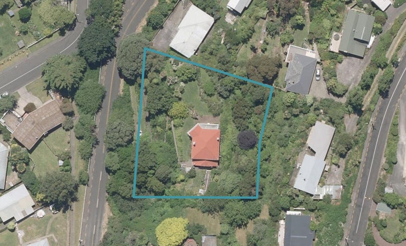4 Mount View Road, Bastia Hill, Whanganui - Carousel 1