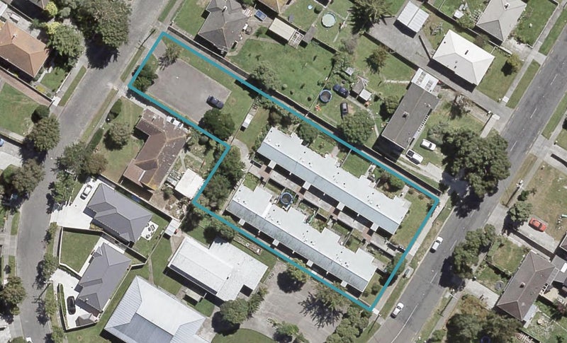 55 Reynolds Street, Taitā, Lower Hutt - Carousel 1