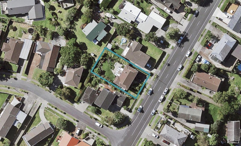 129 Bradbury Road, Botany Downs, Auckland - Carousel 1