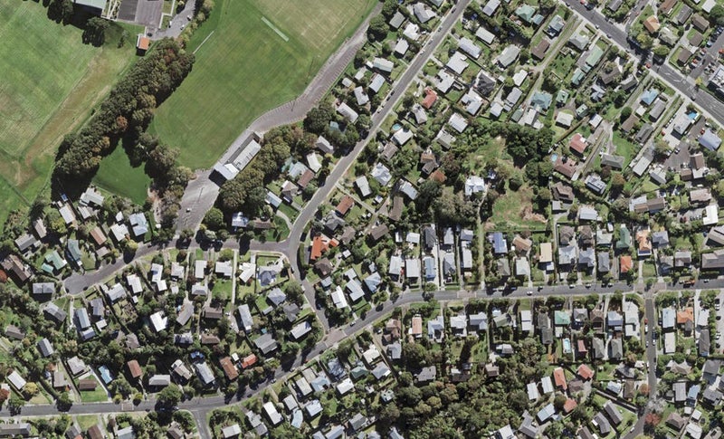 36D Waverley Avenue, Glenfield, Auckland - Carousel 1
