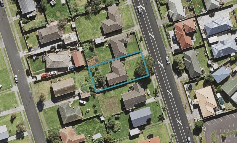 81 Robertson Road, Favona, Auckland - Carousel 1
