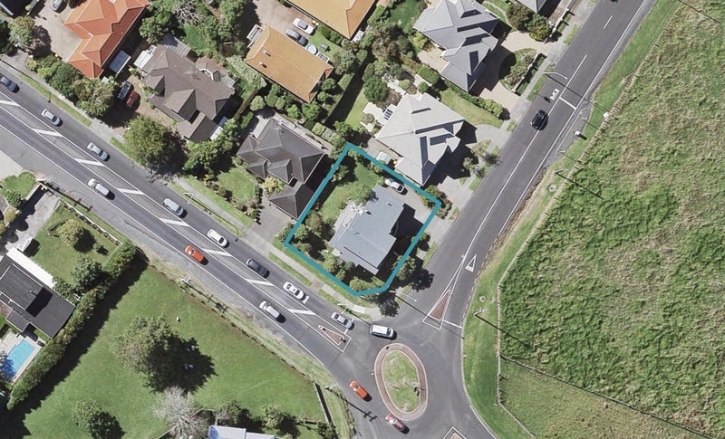 165 Somerville Road, Shamrock Park, Auckland - Carousel 1