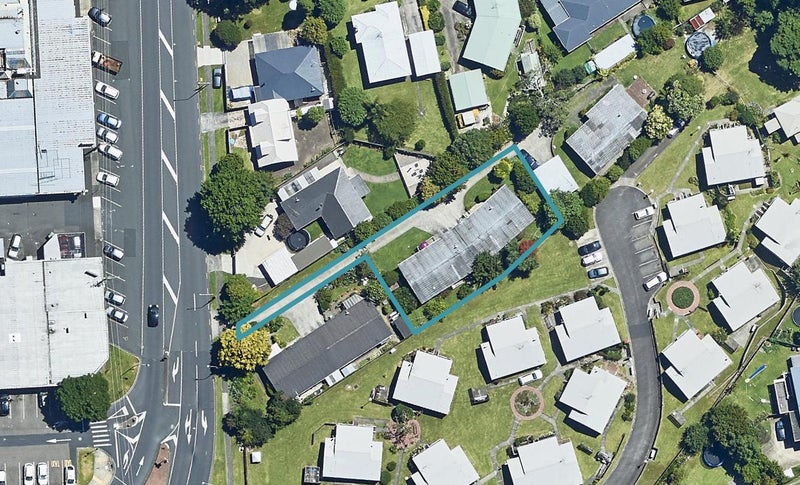 121B Otumoetai Road, Brookfield, Tauranga - Carousel 1