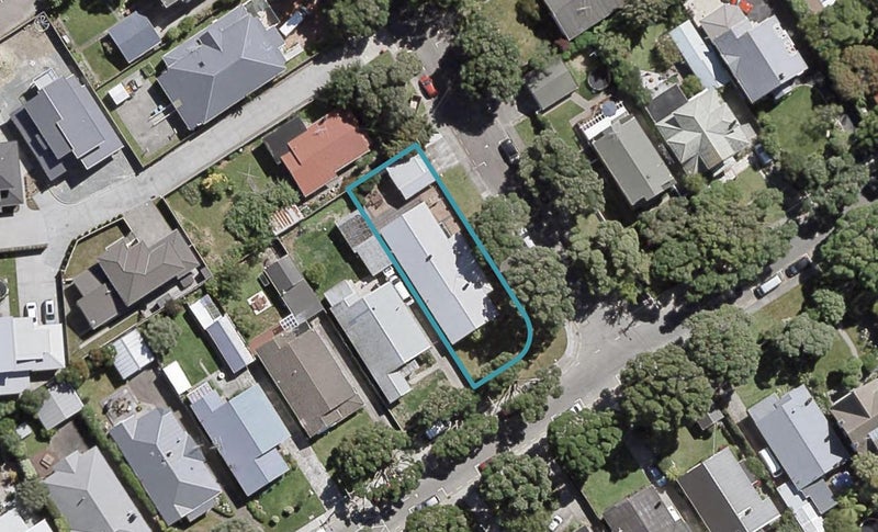 13 St Albans Grove, Woburn, Lower Hutt - Carousel 1