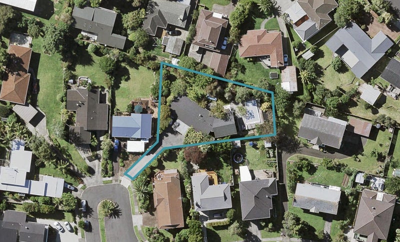 15 Imatra Place, Sunnyhills, Auckland - Carousel 1