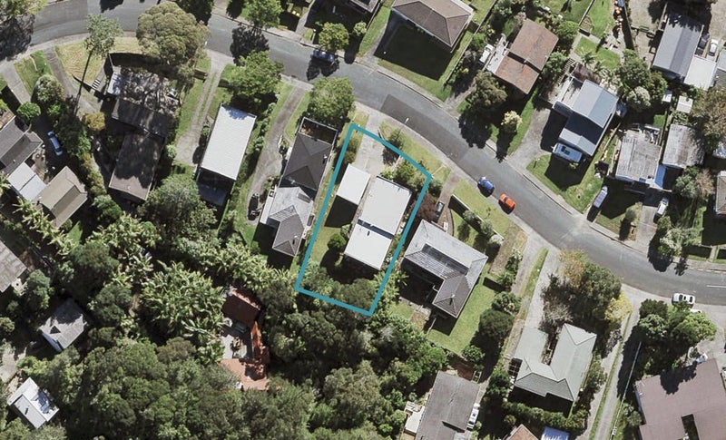 16 Simon Ellice Drive, Bayview, Auckland - Carousel 1