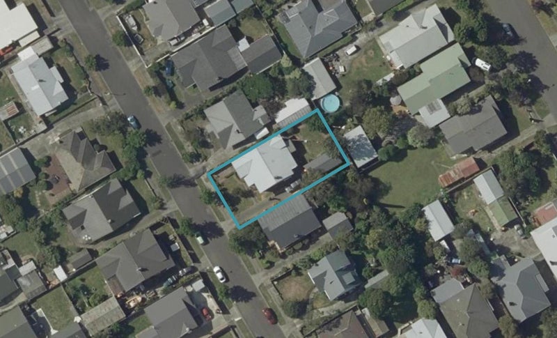 10 Nikau Street, Takaro, Palmerston North - Carousel 1