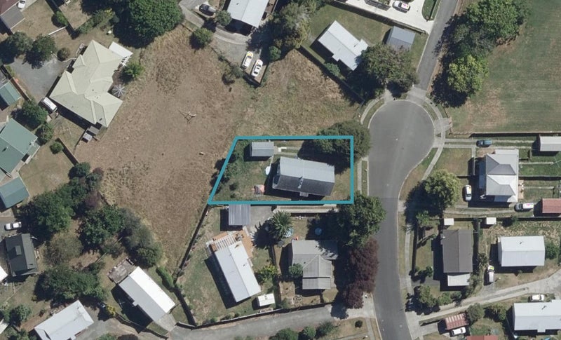 21 Aileen Place, Nawton, Hamilton - Carousel 1