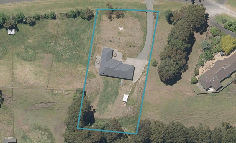 10A Mannington Road, Otamatea, Whanganui - Carousel 1