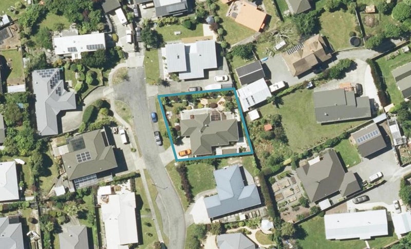 13 Whitby Close, Waikawa, Picton - Carousel 1