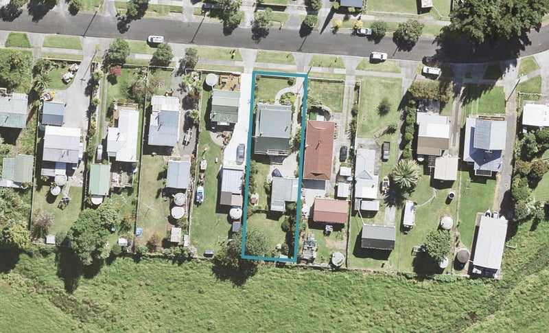 12 Bertram Road, Papakura - Carousel 1