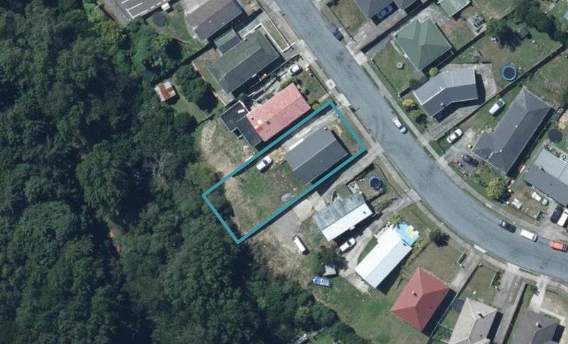 53 Kokiri Crescent, Waitangirua, Porirua - Carousel 1