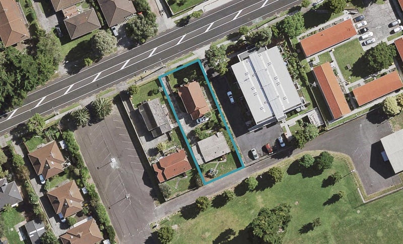27B Alfriston Road, Manurewa East, Auckland - Carousel 1