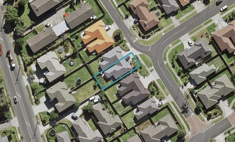 8 Ceasar Place, Favona, Auckland - Carousel 1