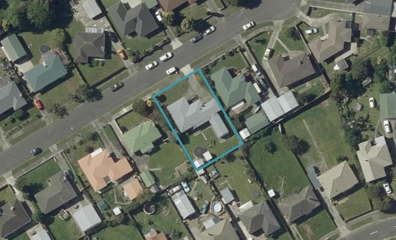 22 Battersea Place, Roslyn, Palmerston North - Carousel 1