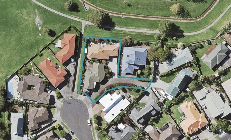 2/11 Emma Court, Northpark, Auckland - Carousel 1