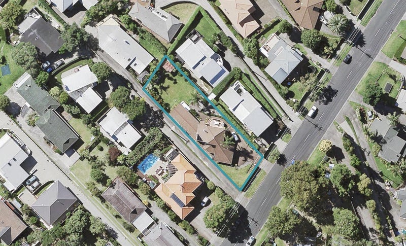 91 Kowhai Road, Mairangi Bay, Auckland - Carousel 1