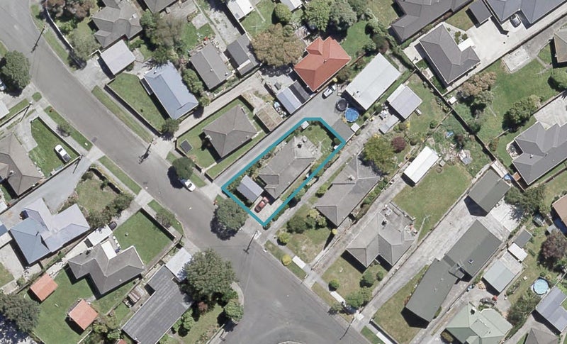 44 Milton Street, Trentham, Upper Hutt - Carousel 1