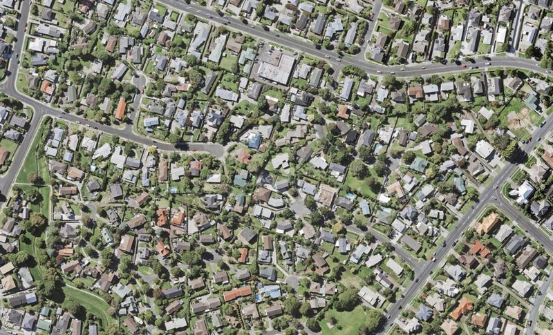 2/15 Edgar Pearce Place, Howick, Auckland - Carousel 1