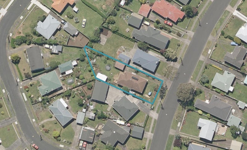 38 Selwyn Crescent, College Estate, Whanganui - Carousel 1